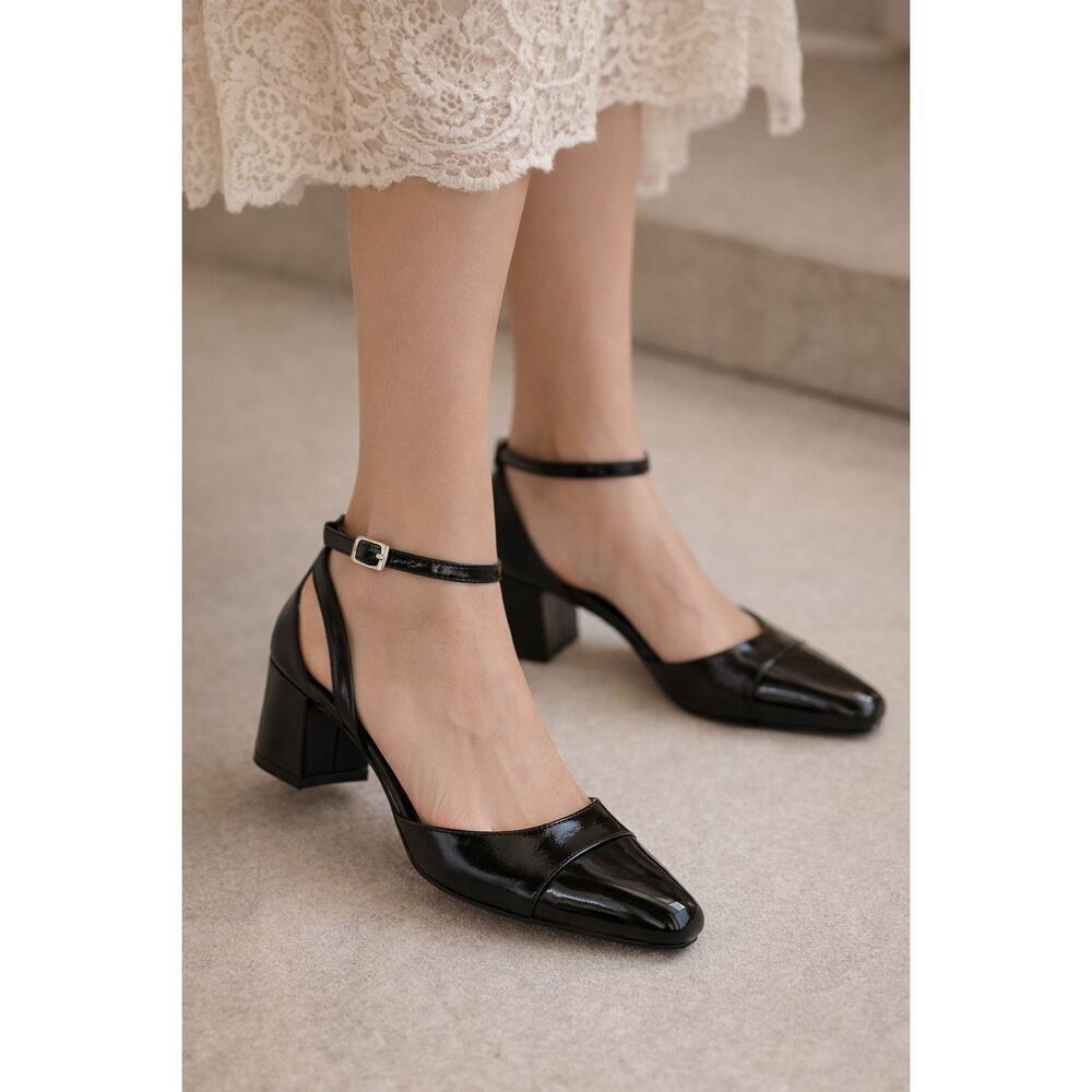 Evan-Picone Women’s Heels Dark Blue Size 8w